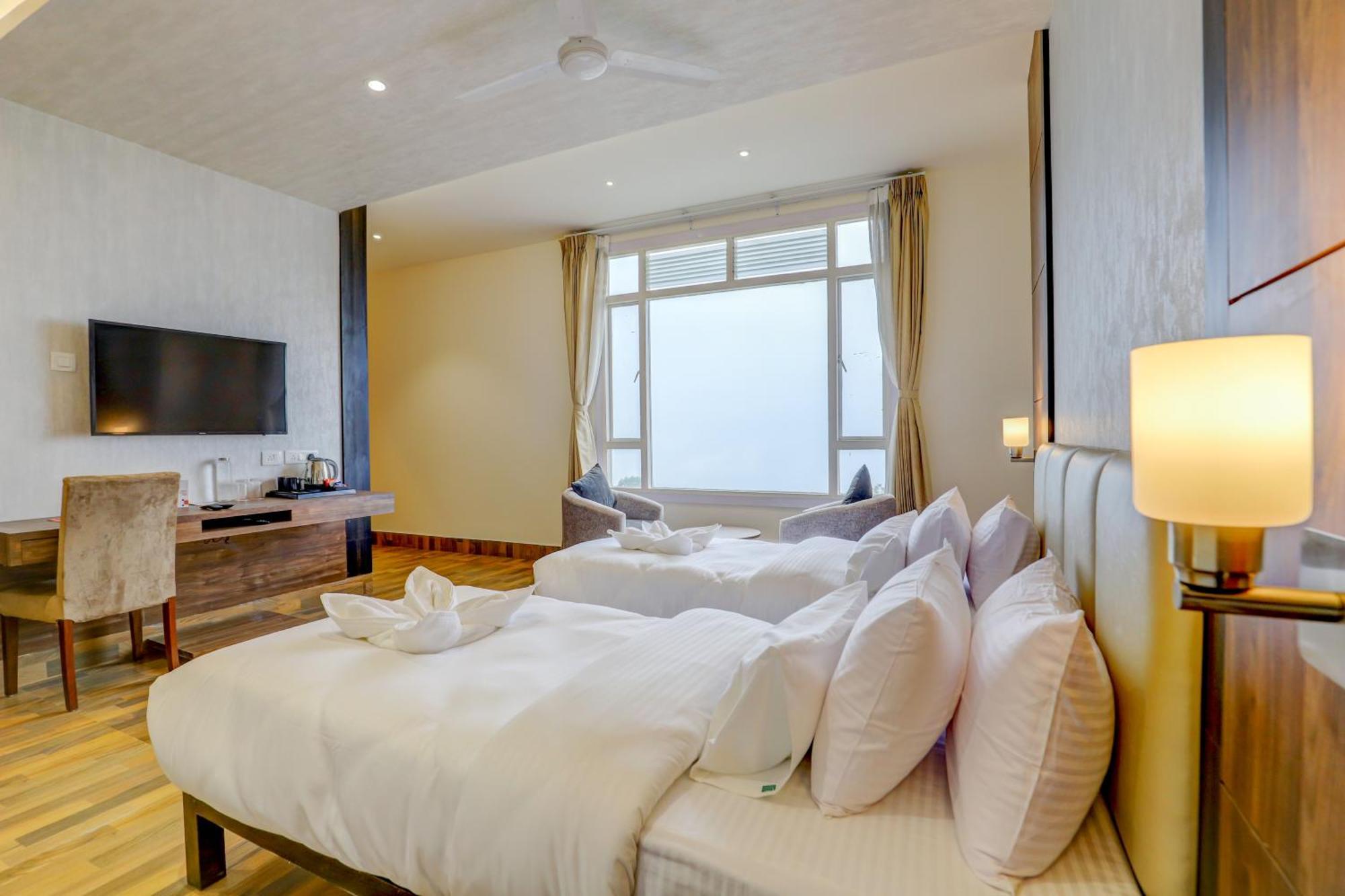 Banari Regency By Summit Hotel Namchi Exterior photo