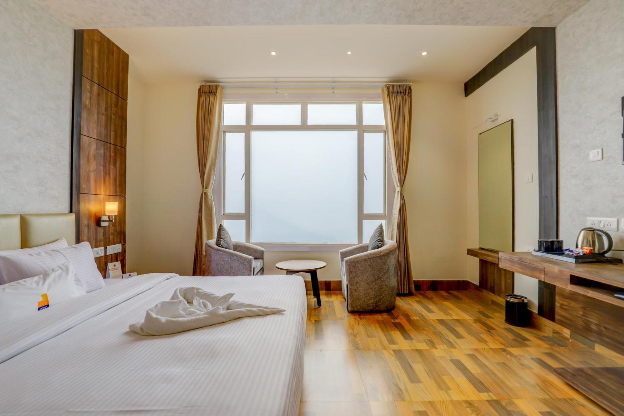 Banari Regency By Summit Hotel Namchi Exterior photo